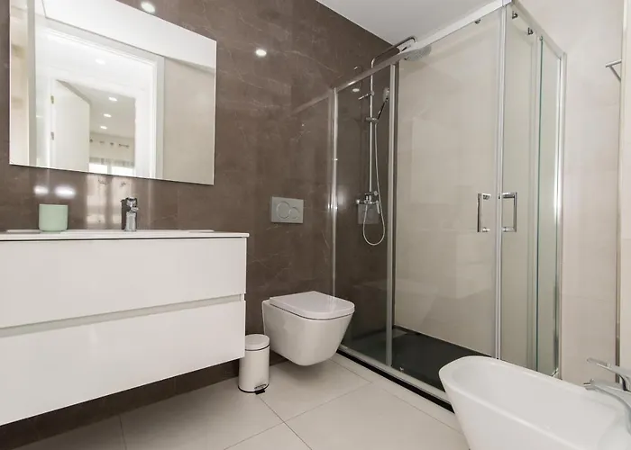 Apartament With Pool Terrace 800m To Ferry