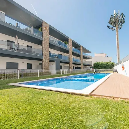 800m From The Boat To Cabanas, With Pool, Terrace, Wifi And Aircon Tavira